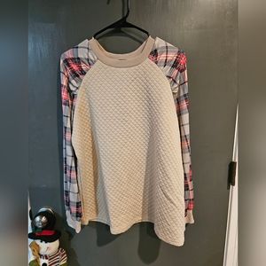 Raglan Top